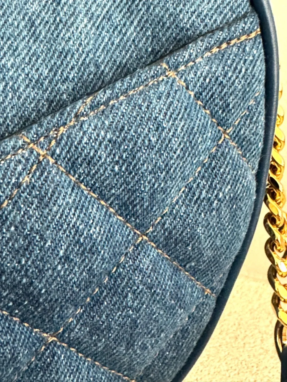 VERSACE NWT Denim Medusa Quilted 2-Way Shoulder Crossbody Bag Blue Gold - Picture 3 of 13